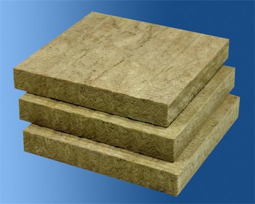 选择优质的岩棉板厂家来选购合适的岩棉板